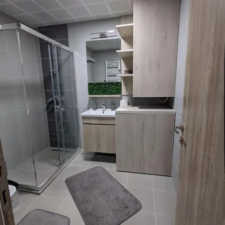 Sky Side Luxury Apartment *